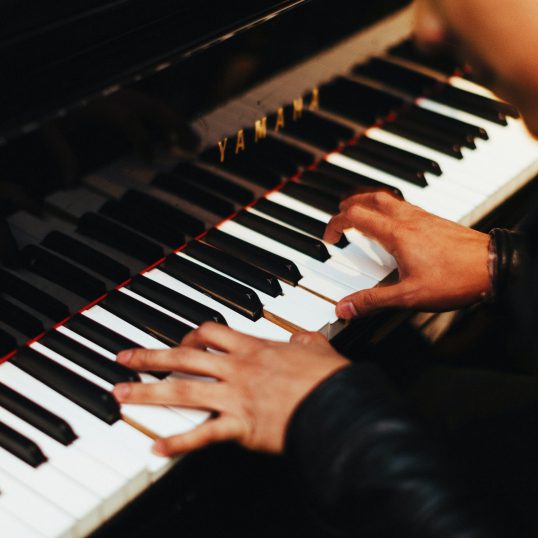 Cours de piano à la MJC de Rodez